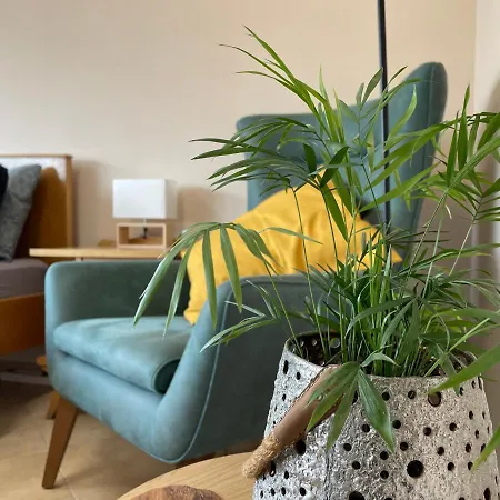 Modern Cityview Flat - 1 Min To Metro - Walk To Acropolis *